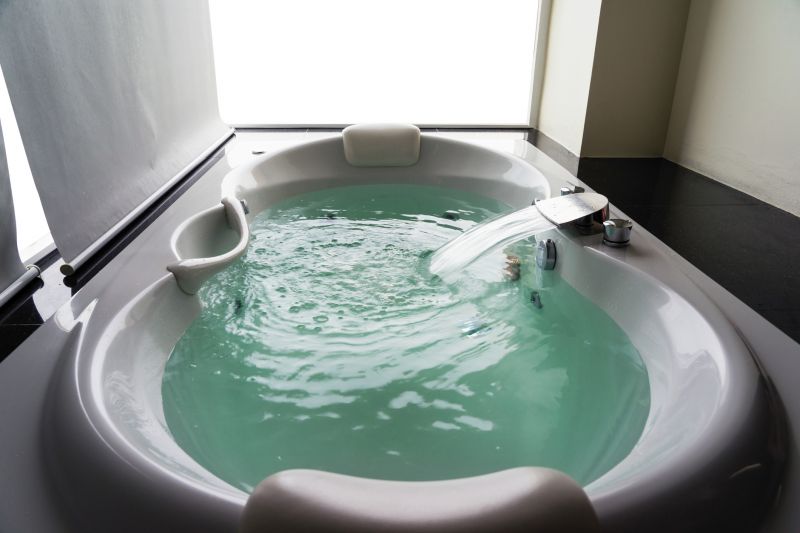 Luxurious Bathtub Features